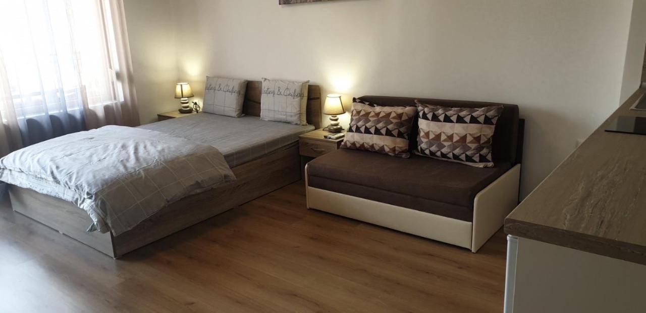 Villa Rossa Apartments Ravda ภายนอก รูปภาพ