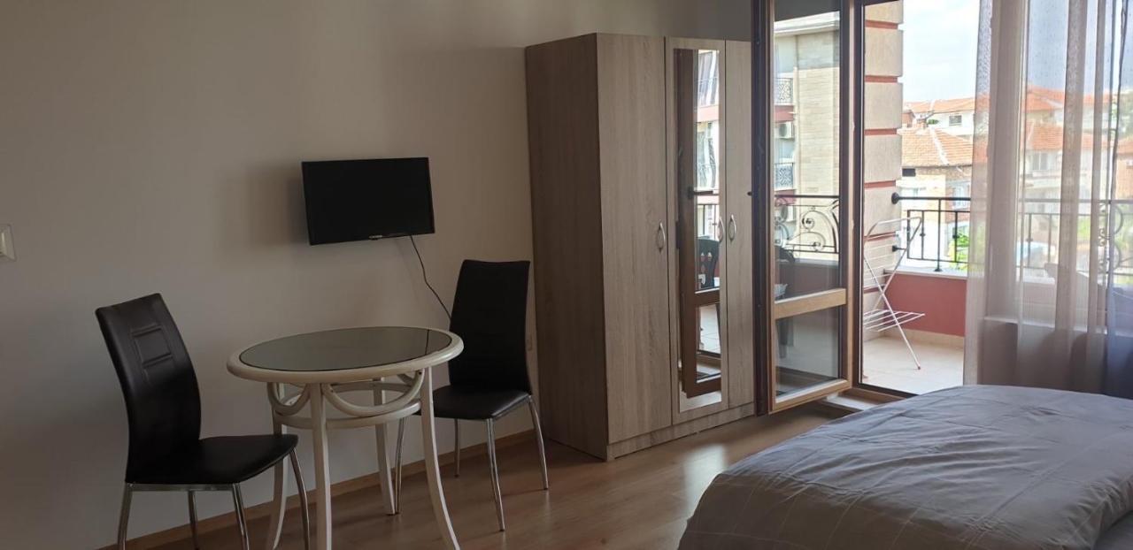 Villa Rossa Apartments Ravda ภายนอก รูปภาพ